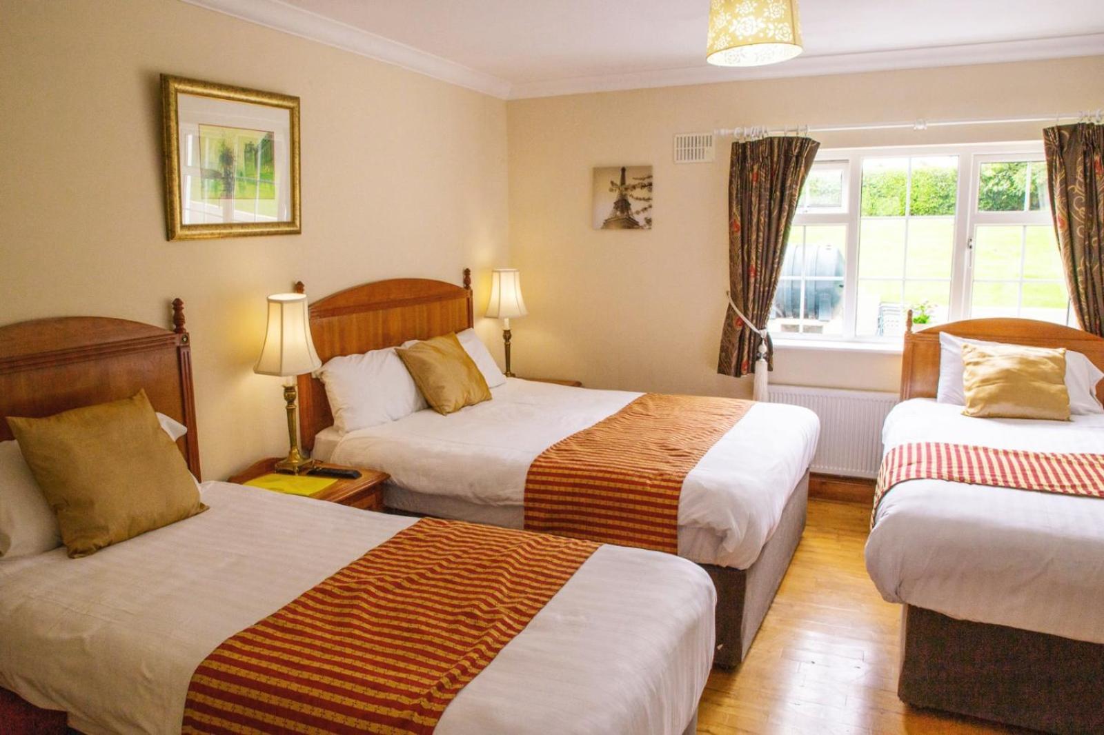 Rockfield Manor B&B, Knock Knock  Room photo
